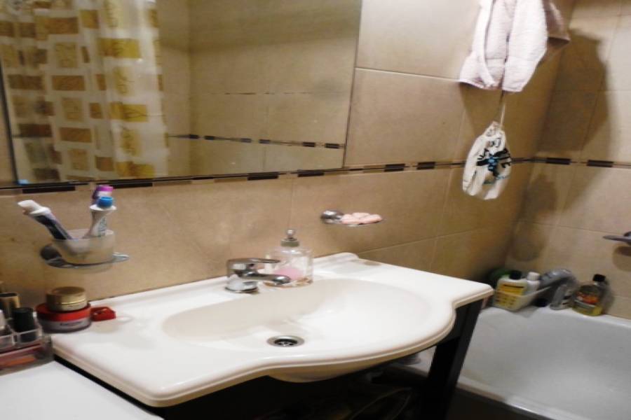 Flores,Capital Federal,Argentina,2 Bedrooms Bedrooms,1 BañoBathrooms,Apartamentos,GRANADEROS,7406