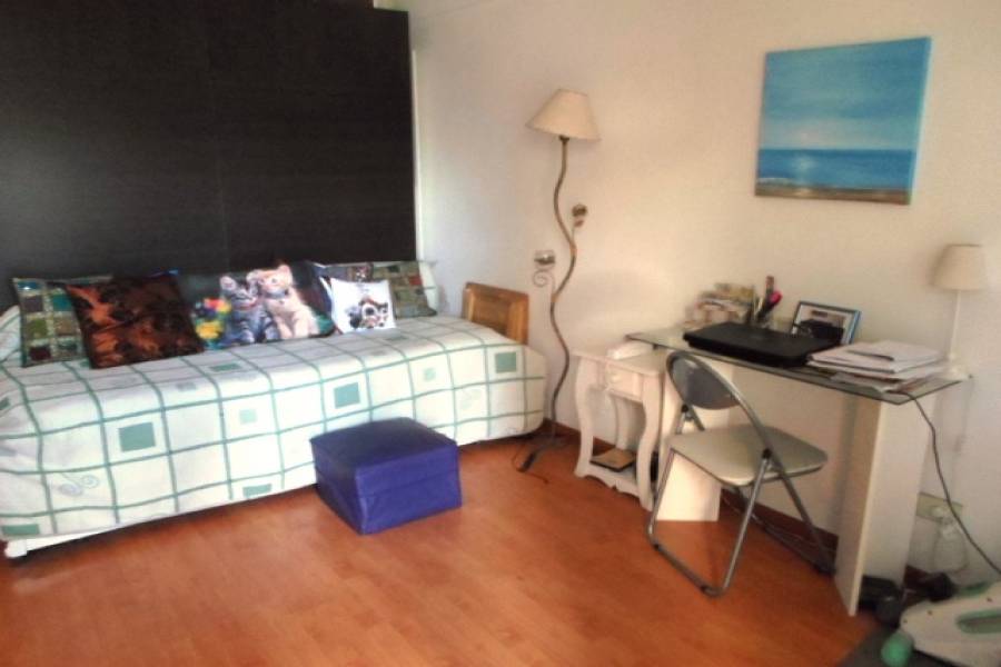 Flores,Capital Federal,Argentina,2 Bedrooms Bedrooms,1 BañoBathrooms,Apartamentos,GRANADEROS,7406