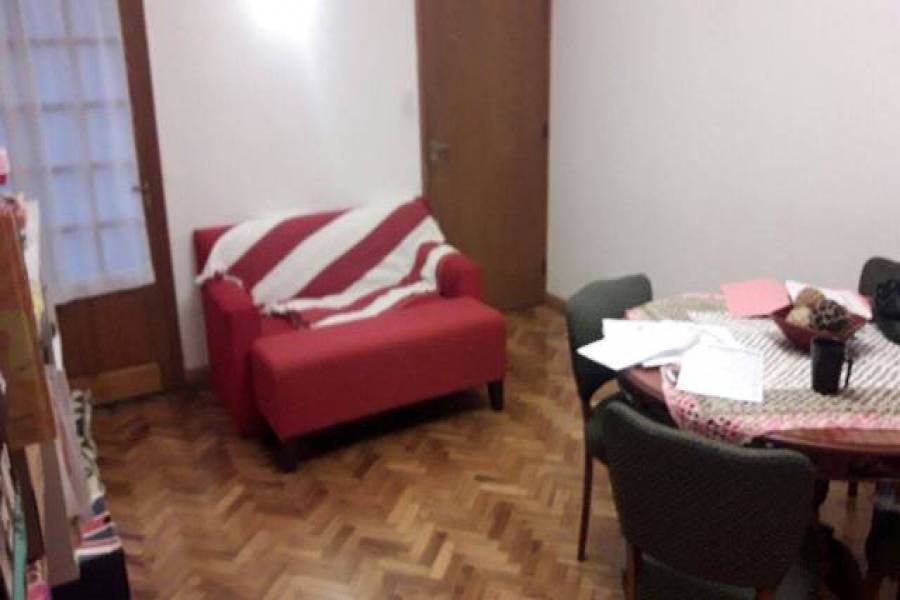 Flores,Capital Federal,Argentina,2 Bedrooms Bedrooms,1 BañoBathrooms,Apartamentos,CUENCA ,7417