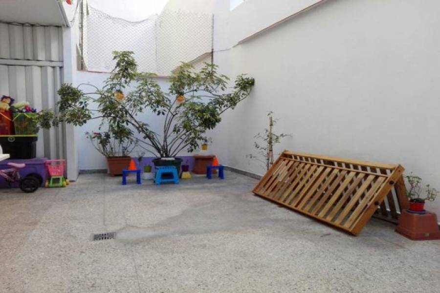 Flores,Capital Federal,Argentina,2 Bedrooms Bedrooms,1 BañoBathrooms,Apartamentos,CUENCA ,7417