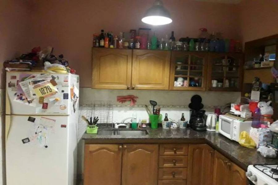 Flores,Capital Federal,Argentina,2 Bedrooms Bedrooms,1 BañoBathrooms,Apartamentos,CUENCA ,7417