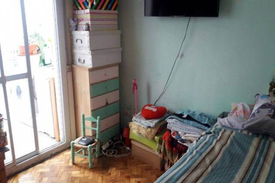 Flores,Capital Federal,Argentina,2 Bedrooms Bedrooms,1 BañoBathrooms,Apartamentos,CUENCA ,7417