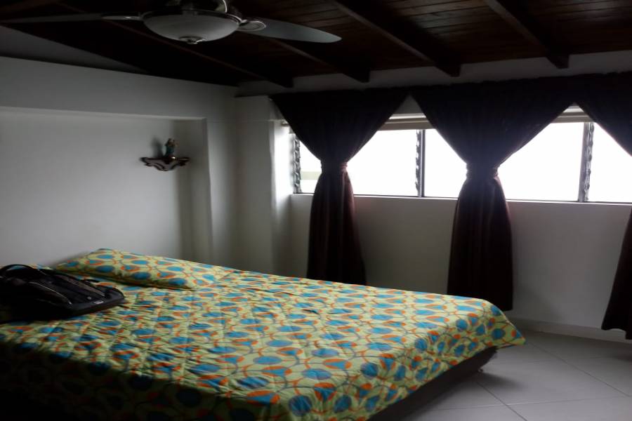 IMPERDIBLE! VER INFO...,3 Bedrooms Bedrooms,2 BathroomsBathrooms,Apartamentos,pomos de cataluña,cra 25a n 40-122,7459