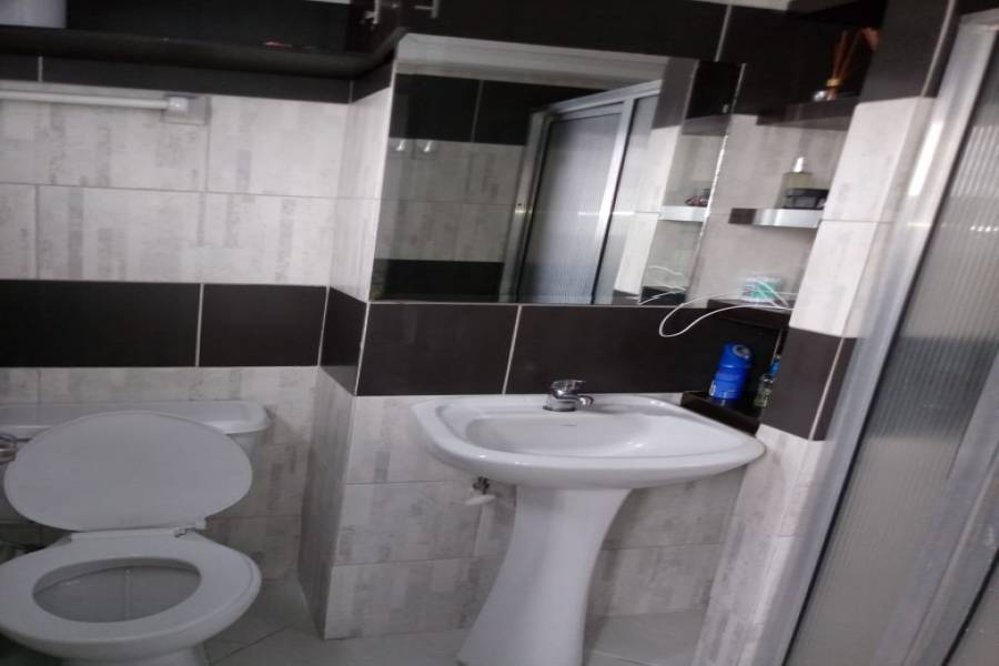 IMPERDIBLE! VER INFO...,3 Bedrooms Bedrooms,2 BathroomsBathrooms,Apartamentos,pomos de cataluña,cra 25a n 40-122,7459