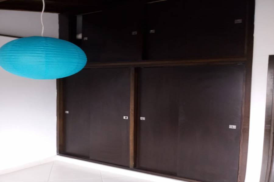 IMPERDIBLE! VER INFO...,3 Bedrooms Bedrooms,2 BathroomsBathrooms,Apartamentos,pomos de cataluña,cra 25a n 40-122,7459