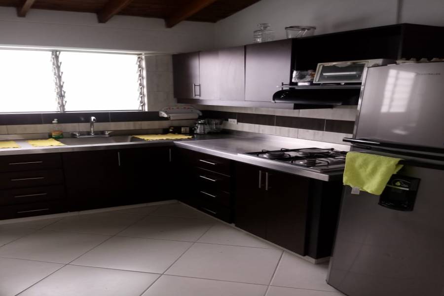IMPERDIBLE! VER INFO...,3 Bedrooms Bedrooms,2 BathroomsBathrooms,Apartamentos,pomos de cataluña,cra 25a n 40-122,7459