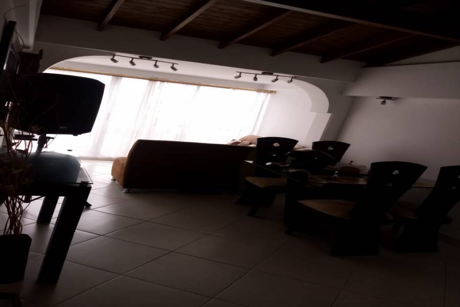 IMPERDIBLE! VER INFO...,3 Bedrooms Bedrooms,2 BathroomsBathrooms,Apartamentos,pomos de cataluña,cra 25a n 40-122,7459