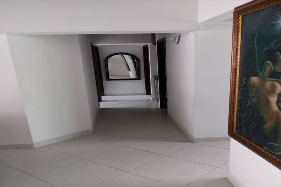 IMPERDIBLE! VER INFO...,3 Bedrooms Bedrooms,2 BathroomsBathrooms,Apartamentos,pomos de cataluña,cra 25a n 40-122,7459