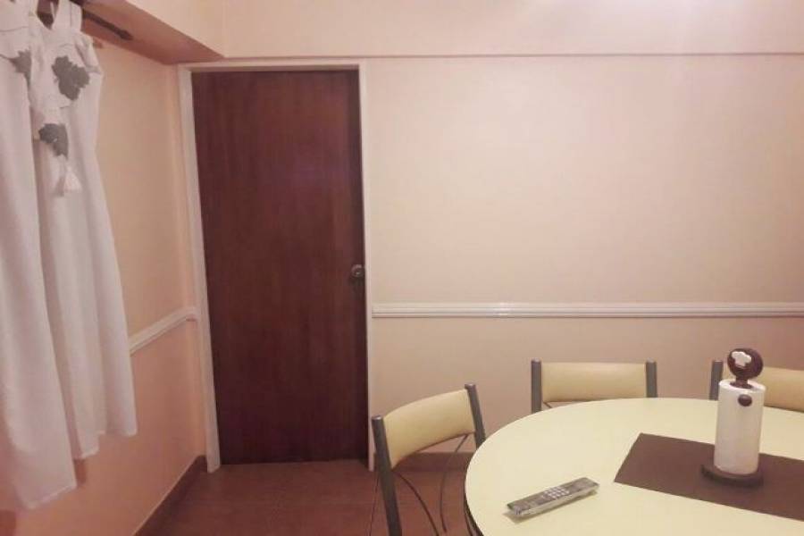 Flores,Capital Federal,Argentina,2 Bedrooms Bedrooms,1 BañoBathrooms,Apartamentos,ALBERDI,7470