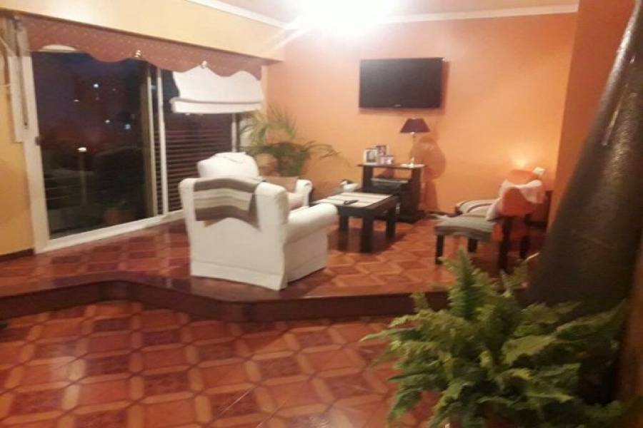 Flores,Capital Federal,Argentina,2 Bedrooms Bedrooms,1 BañoBathrooms,Apartamentos,ALBERDI,7470
