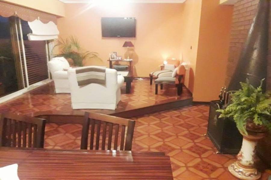 Flores,Capital Federal,Argentina,2 Bedrooms Bedrooms,1 BañoBathrooms,Apartamentos,ALBERDI,7470