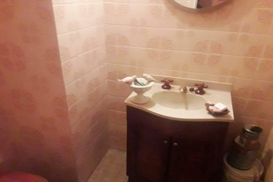 Flores,Capital Federal,Argentina,2 Bedrooms Bedrooms,1 BañoBathrooms,Apartamentos,ALBERDI,7470