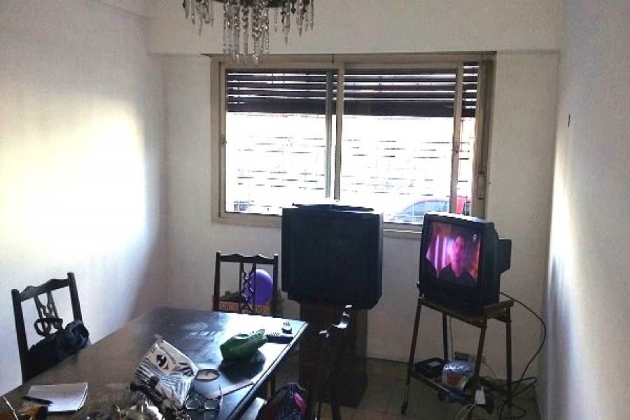 Flores,Capital Federal,Argentina,2 Bedrooms Bedrooms,1 BañoBathrooms,Apartamentos,MENDEZ DE ANDES,7477