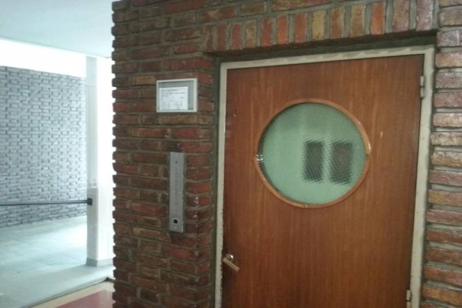 Flores,Capital Federal,Argentina,2 Bedrooms Bedrooms,1 BañoBathrooms,Apartamentos,ALBERDI,7499