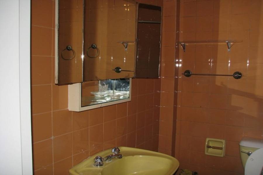 Flores,Capital Federal,Argentina,2 Bedrooms Bedrooms,1 BañoBathrooms,Apartamentos,ALBERDI,7499