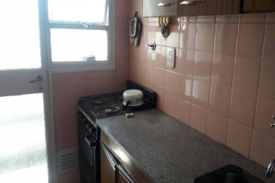 Flores,Capital Federal,Argentina,2 Bedrooms Bedrooms,1 BañoBathrooms,Apartamentos,PEDERNERA,7500