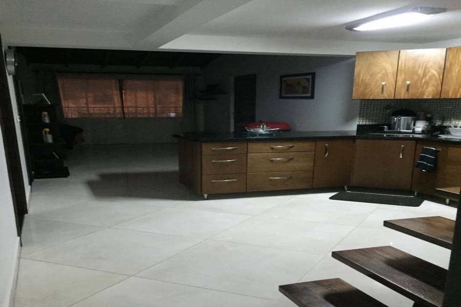 Medellin,Antioquia,Colombia,3 Bedrooms Bedrooms,2 BathroomsBathrooms,Apartamentos,portales de la campiña,2,7524