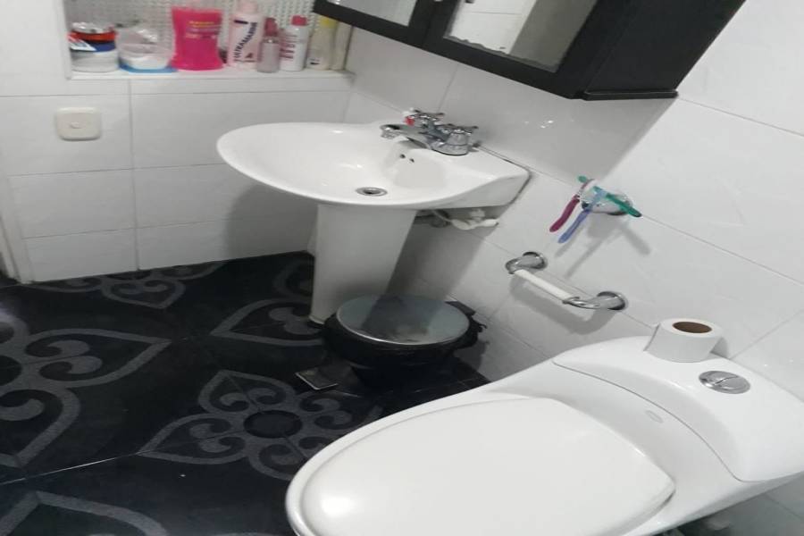 IMPERDIBLE! VER INFO...,3 Bedrooms Bedrooms,1 BañoBathrooms,Casas,2,7581