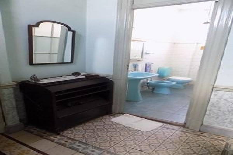 San Telmo,Capital Federal,Argentina,4 Bedrooms Bedrooms,1 BañoBathrooms,Apartamentos,AV BELGRANO ,7591
