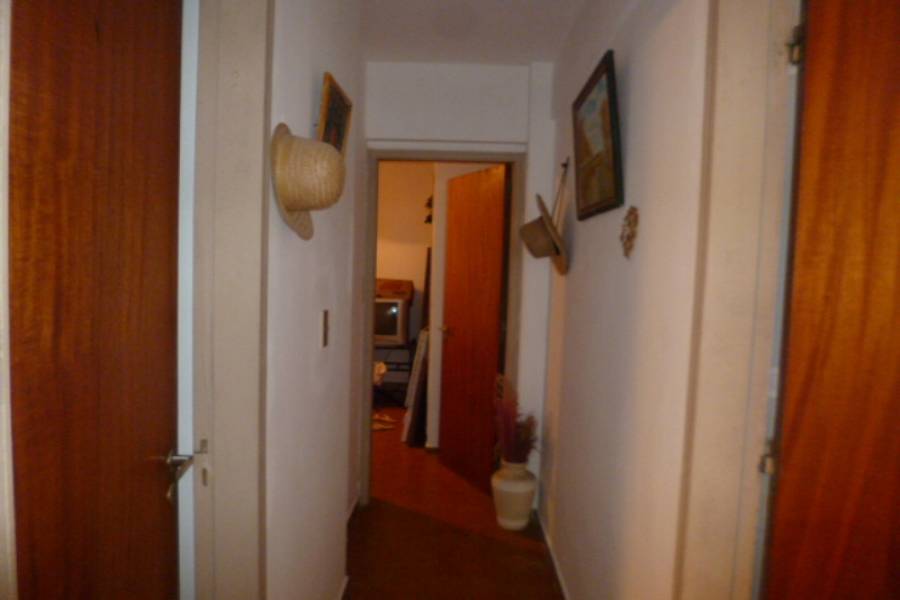 Buenos Aires,Argentina,2 Bedrooms Bedrooms,1 BañoBathrooms,Apartamentos,Riazor VIII,Calle 3 ,9,7608