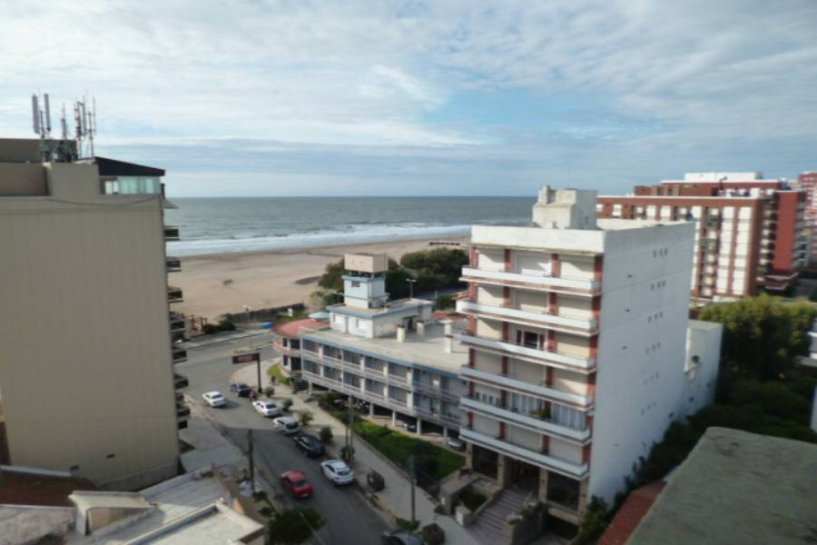 Buenos Aires,Argentina,2 Bedrooms Bedrooms,1 BañoBathrooms,Apartamentos,Riazor VIII,Calle 3 ,9,7608