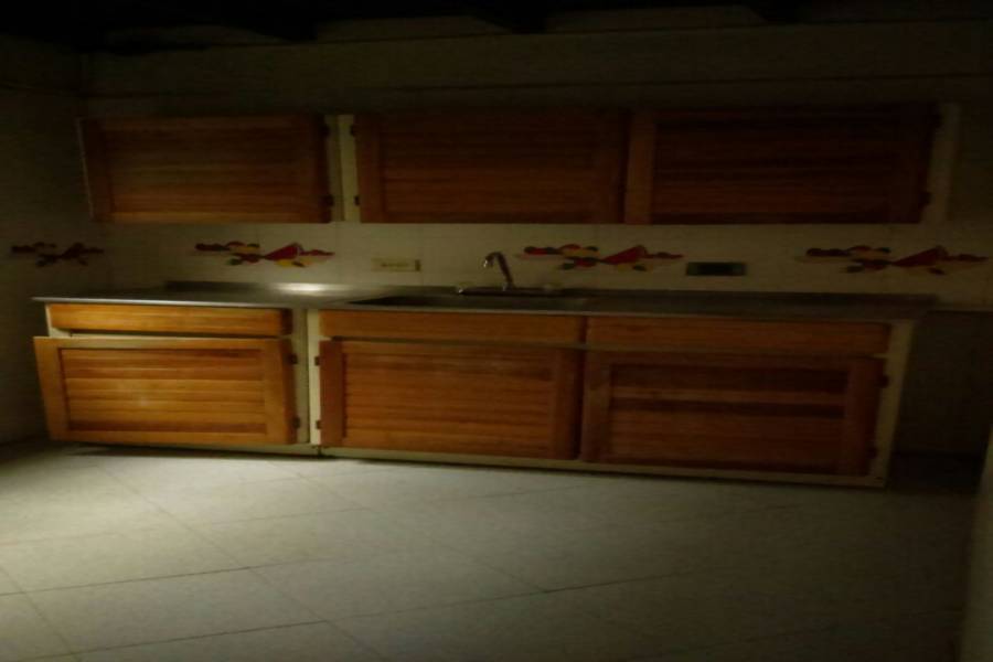 IMPERDIBLE! VER INFO...,3 Bedrooms Bedrooms,1 BañoBathrooms,Casas,2,7624