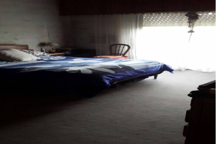 Hurlingham, Buenos Aires, Argentina, ,Chalets,Venta,CANUELAS ,1,7632