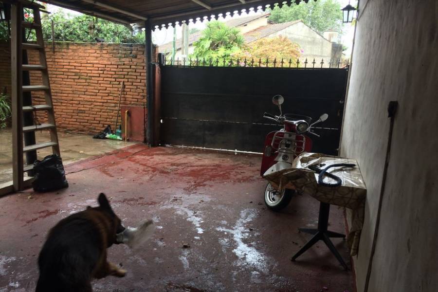 Hurlingham, Buenos Aires, Argentina, ,Chalets,Venta,CANUELAS ,1,7632