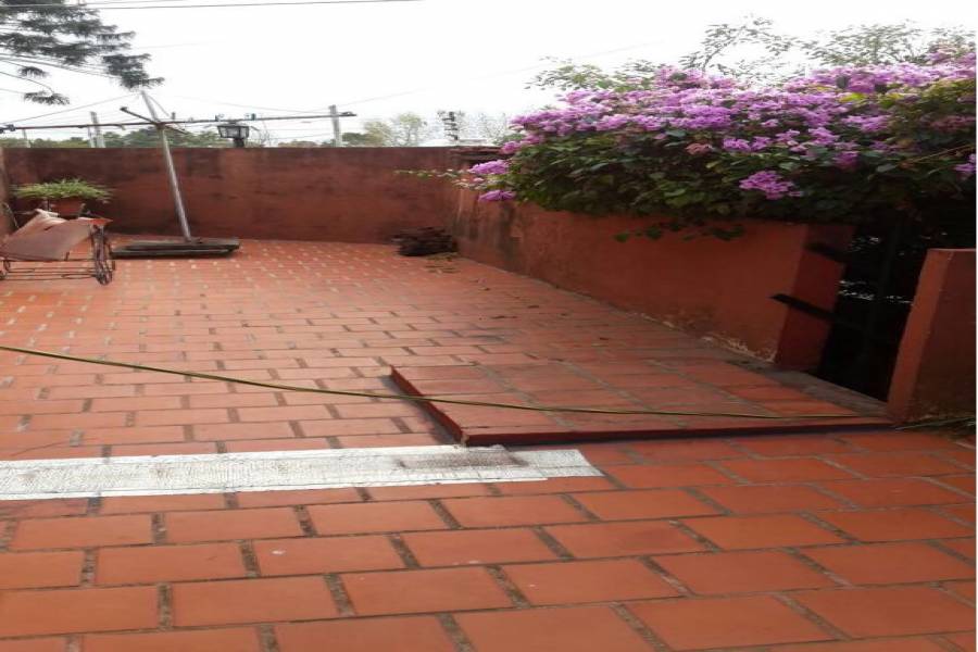 Hurlingham, Buenos Aires, Argentina, ,Chalets,Venta,CANUELAS ,1,7632