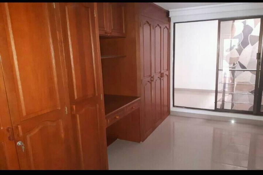 IMPERDIBLE! VER INFO...,3 Bedrooms Bedrooms,2 BathroomsBathrooms,Apartamentos,1,7641