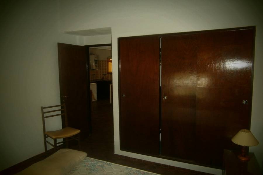 Mar del Tuyu,Buenos Aires,Argentina,3 Bedrooms Bedrooms,2 BathroomsBathrooms,Casas,56 Nº167 entre (1 y 2),7660