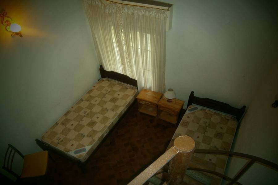 Mar del Tuyu,Buenos Aires,Argentina,3 Bedrooms Bedrooms,2 BathroomsBathrooms,Casas,56 Nº167 entre (1 y 2),7660