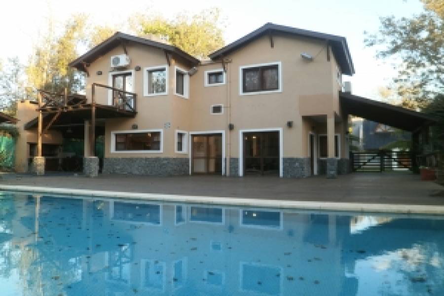 Santa Teresita,Buenos Aires,Argentina,3 Bedrooms Bedrooms,2 BathroomsBathrooms,Casas,Alamos de primavera ,7662