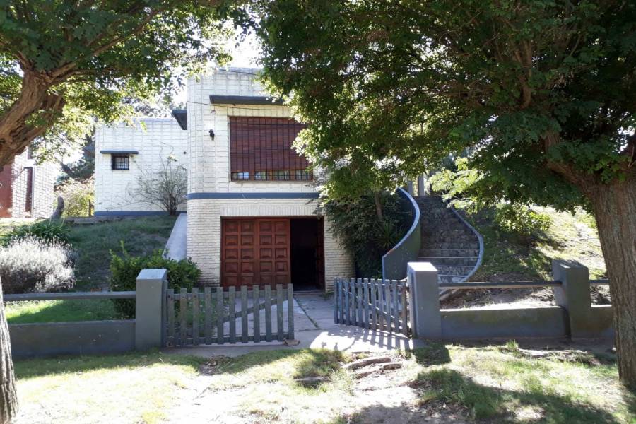 Santa Teresita,Buenos Aires,Argentina,4 Bedrooms Bedrooms,3 BathroomsBathrooms,Casas,TUCUMAN,7666