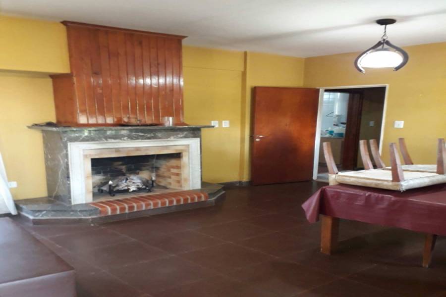Santa Teresita,Buenos Aires,Argentina,4 Bedrooms Bedrooms,3 BathroomsBathrooms,Casas,TUCUMAN,7666