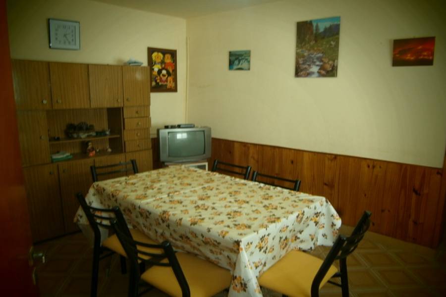 Santa Teresita,Buenos Aires,Argentina,2 Bedrooms Bedrooms,1 BañoBathrooms,Casas,47 Nº525 frente entre (5 y 6),7667