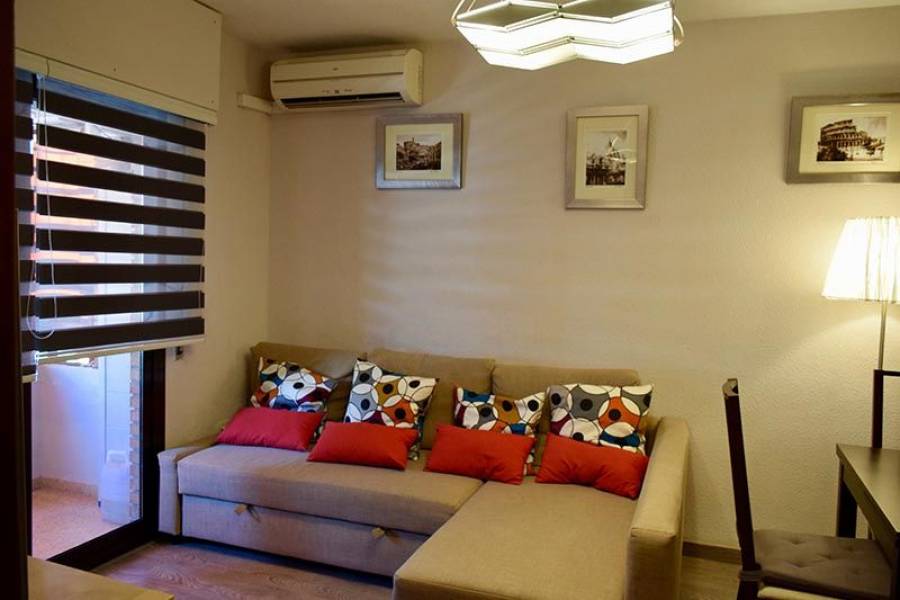 Alicante,Alicante,España,3 Bedrooms Bedrooms,2 BathroomsBathrooms,Pisos,7752