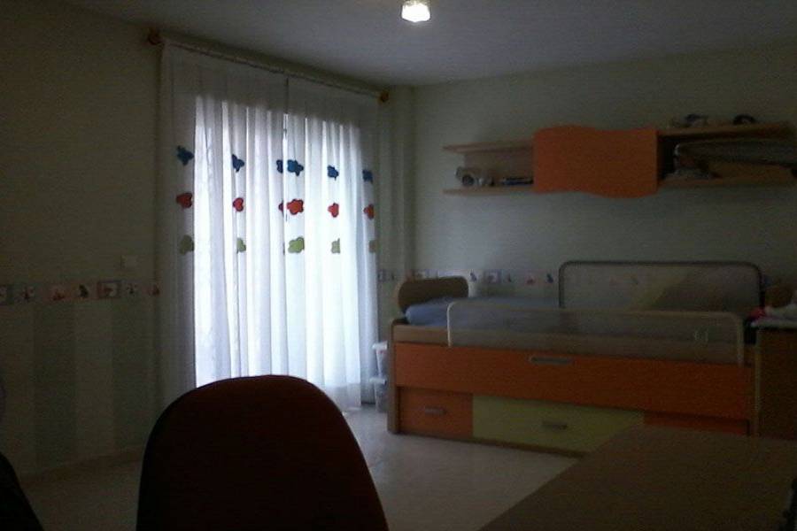 Alicante,Alicante,España,3 Bedrooms Bedrooms,2 BathroomsBathrooms,Dúplex,7894