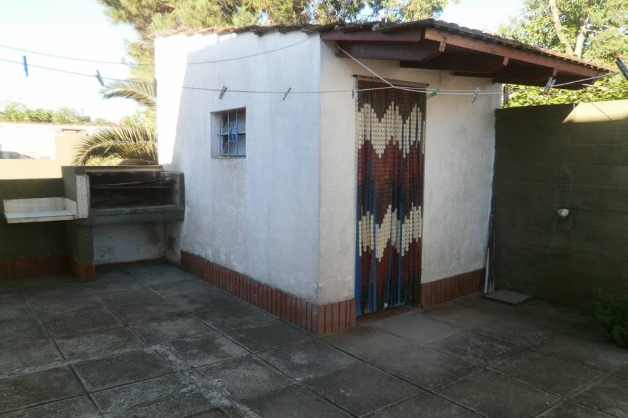 Santa Teresita,Buenos Aires,Argentina,2 Bedrooms Bedrooms,1 BañoBathrooms,Casas,8,8096