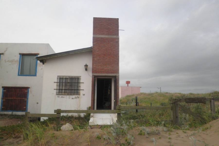 Las Toninas,Buenos Aires,Argentina,2 Bedrooms Bedrooms,1 BañoBathrooms,Casas,COSTA CHICA 58,8098