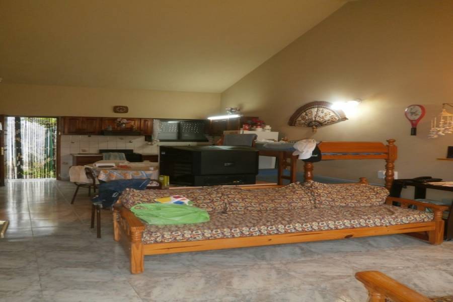 Santa Teresita,Buenos Aires,Argentina,2 Bedrooms Bedrooms,1 BañoBathrooms,Casas,37,8105