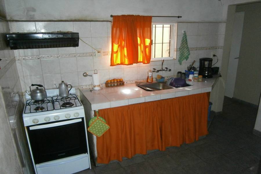 Santa Teresita,Buenos Aires,Argentina,2 Bedrooms Bedrooms,1 BañoBathrooms,Casas,49,8110