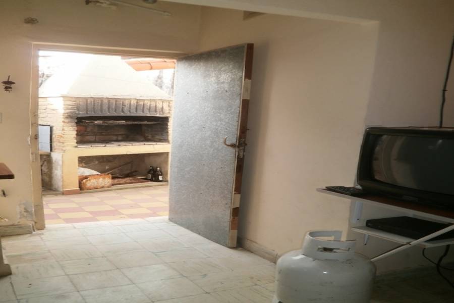 Santa Teresita,Buenos Aires,Argentina,2 Bedrooms Bedrooms,1 BañoBathrooms,Casas,31,8111