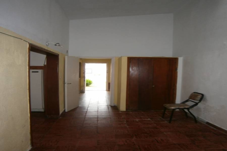 Santa Teresita,Buenos Aires,Argentina,4 Bedrooms Bedrooms,2 BathroomsBathrooms,Casas,40,8115