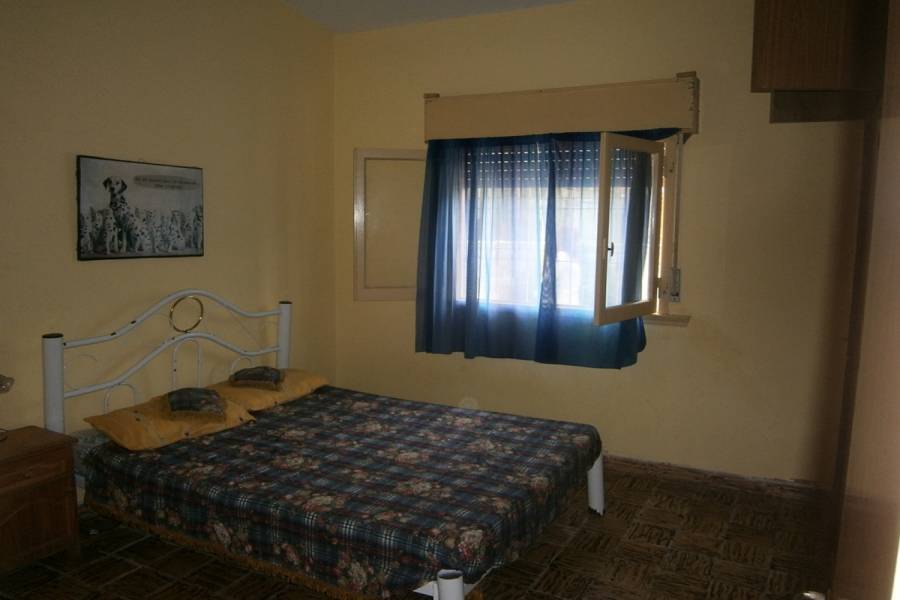 Santa Teresita,Buenos Aires,Argentina,4 Bedrooms Bedrooms,2 BathroomsBathrooms,Casas,40,8115