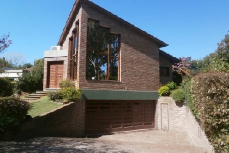 Santa Teresita,Buenos Aires,Argentina,3 Bedrooms Bedrooms,2 BathroomsBathrooms,Casas,MENDOZA,8124
