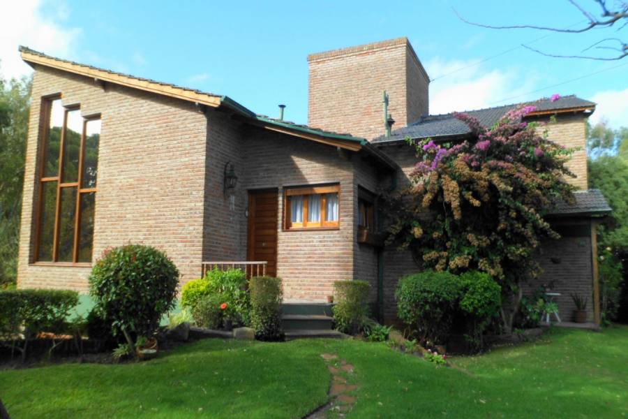 Santa Teresita,Buenos Aires,Argentina,3 Bedrooms Bedrooms,2 BathroomsBathrooms,Casas,MENDOZA,8124