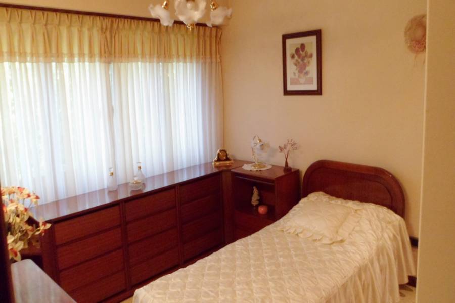 Santa Teresita,Buenos Aires,Argentina,3 Bedrooms Bedrooms,2 BathroomsBathrooms,Casas,MENDOZA,8124