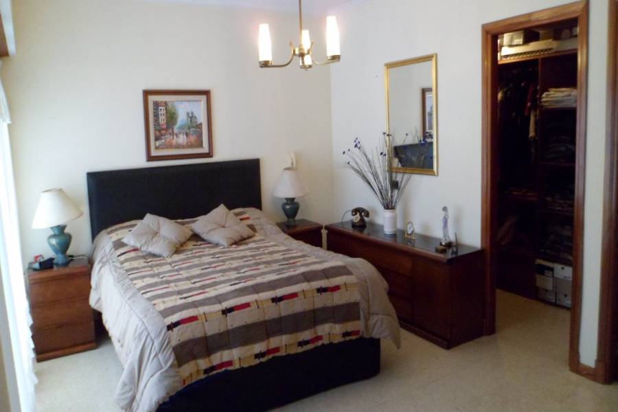 Santa Teresita,Buenos Aires,Argentina,3 Bedrooms Bedrooms,2 BathroomsBathrooms,Casas,MENDOZA,8124
