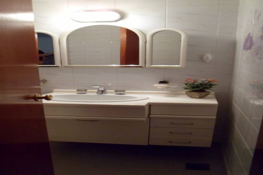 Santa Teresita,Buenos Aires,Argentina,3 Bedrooms Bedrooms,2 BathroomsBathrooms,Casas,MENDOZA,8124